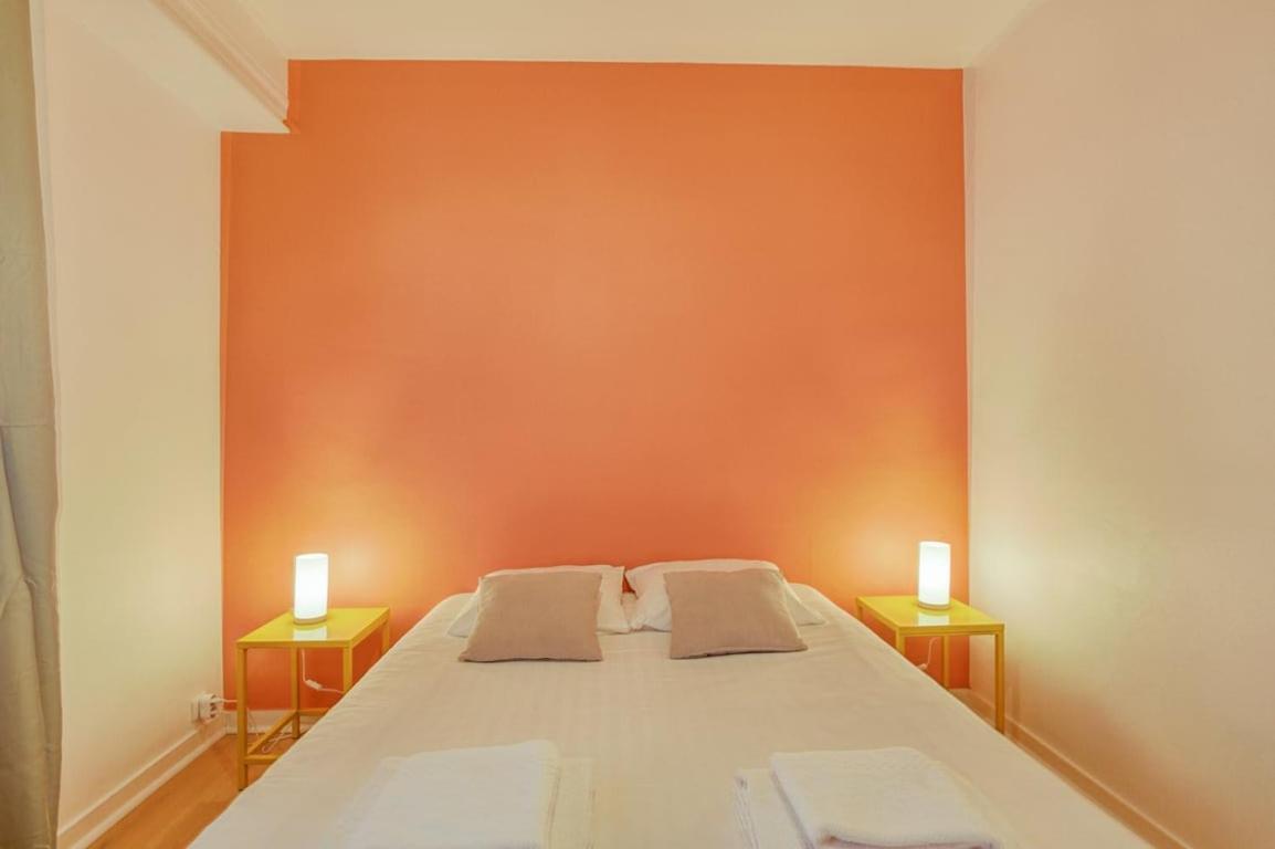 LE FOUGÈRES - Bel appartement avec deux chambres et place de parking Rennes Esterno foto