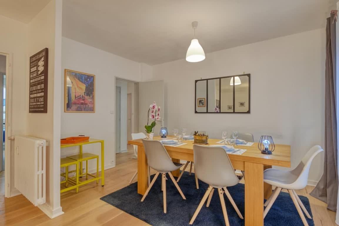 LE FOUGÈRES - Bel appartement avec deux chambres et place de parking Rennes Esterno foto