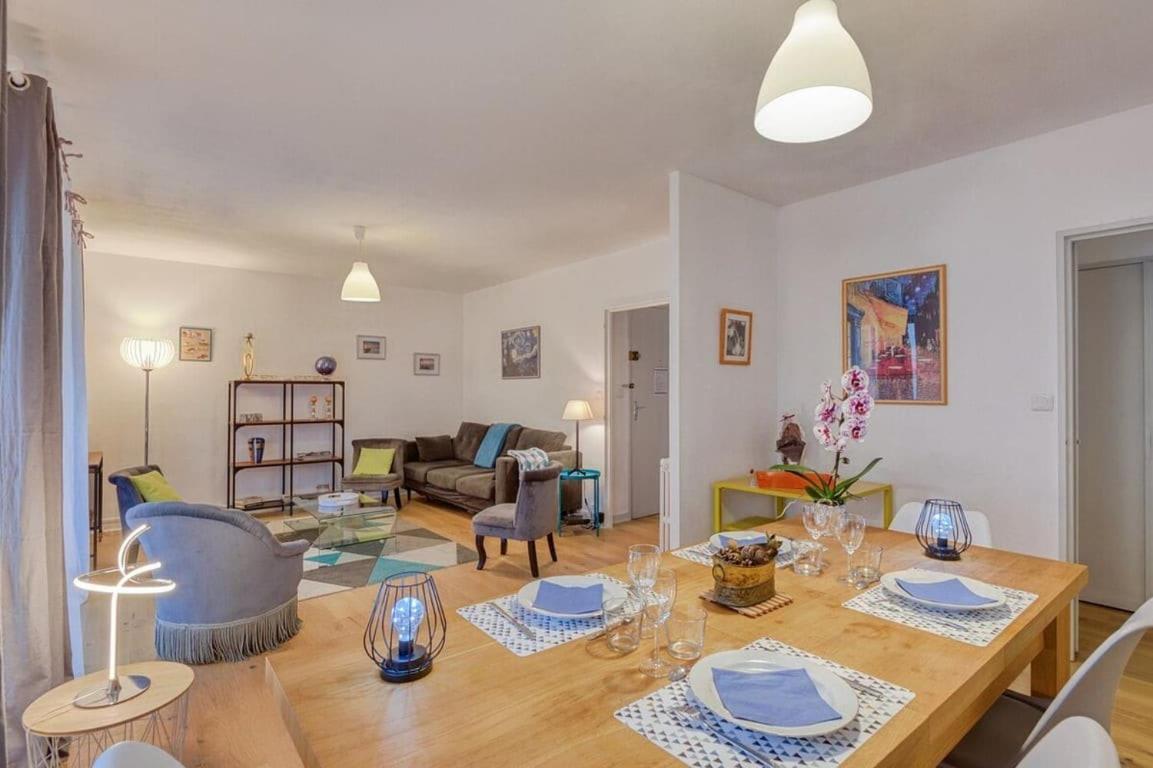 LE FOUGÈRES - Bel appartement avec deux chambres et place de parking Rennes Esterno foto